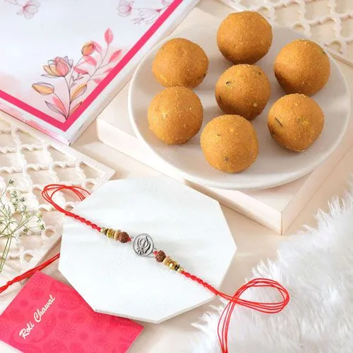 Sacred Sikh Rakhi with Besan Laddoo Pack