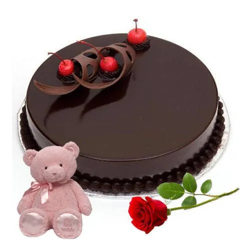 Deliver Eggless Chocolate Cake with Rose N Teddy