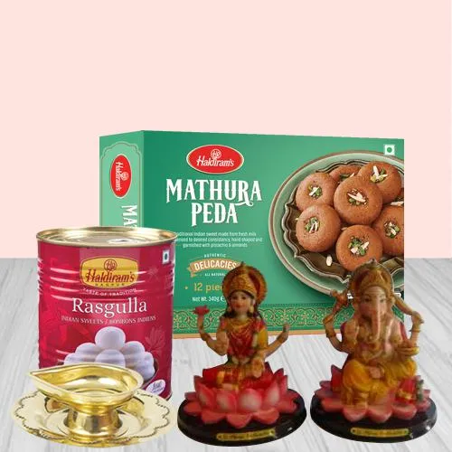 Lord Ganesha N Traditional Haldirams Sweets Combo