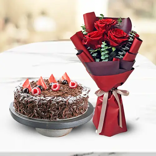 The FloralMart Fresh Flower Bouquet of 08 Mixed Roses with Delicious Black  Forest Cake | Fresh Baked Cakes Combo for Birthday, Anniversary & any  Occasion (Cake (Standard Half KG)) -