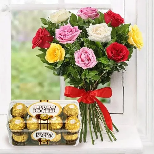 Beautiful Mixed Roses Bunch with Ferrero Rocher Chocolates