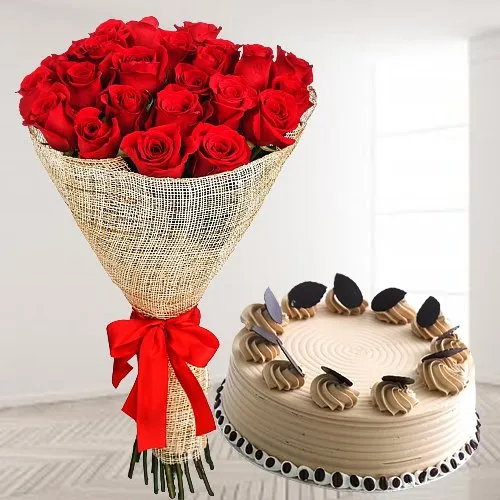 Gorgeous Arrangement of Red Roses with Coffee Cake
