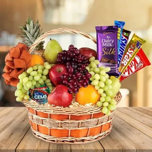 Fresh Picked Fruits N Chocolate Fusion Gift Basket