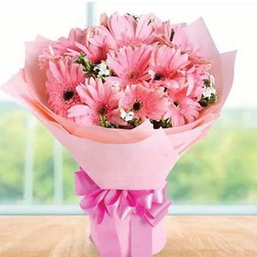 Charming Pink Gerbera Bouquet: A Delightful Surprise