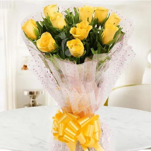 Charming Yellow Roses Bouquet