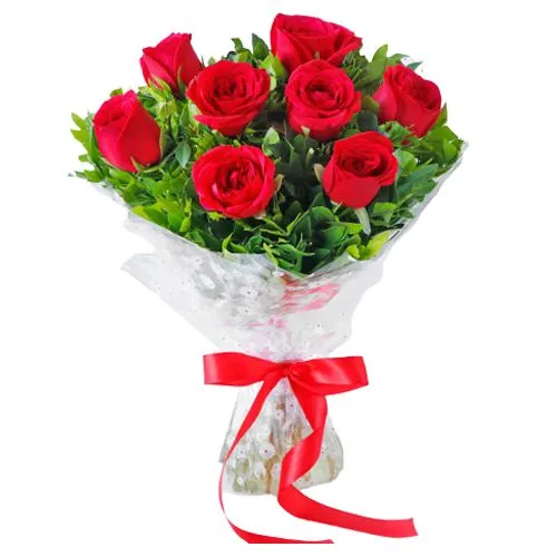 Eye Catching Bouquet of Red Roses