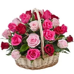 Special Pink N Red Roses Basket
